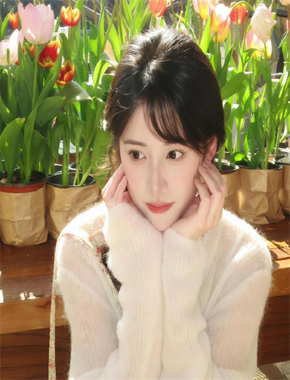 独家剖析：中日青年叨哔叨的角色塑造与表演艺术——传统与现代的对话